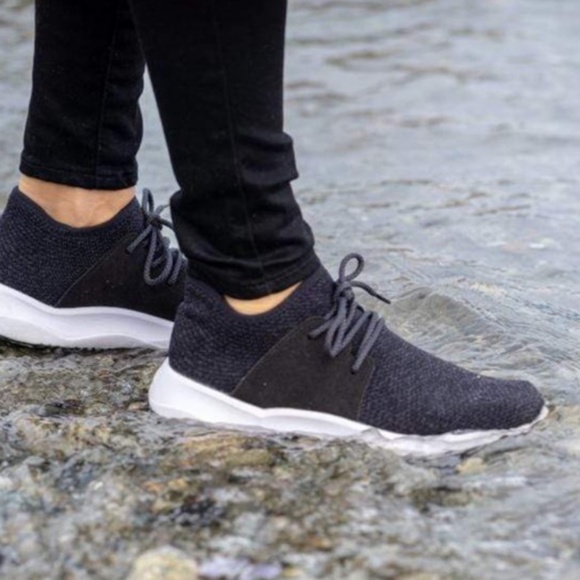 Vessi Sneakers - Picture 1 of 9